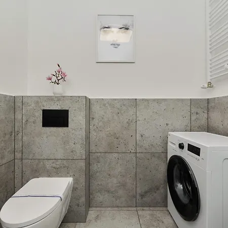 Fresh & Stylish In With Parking & Balcony By Renters * Познань