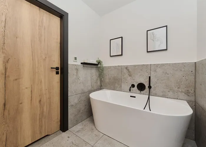 Appartamento Fresh & Stylish In With Parking & Balcony By Renters Poznań