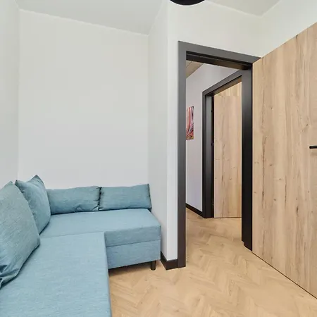Appartamento Fresh & Stylish In With Parking & Balcony By Renters